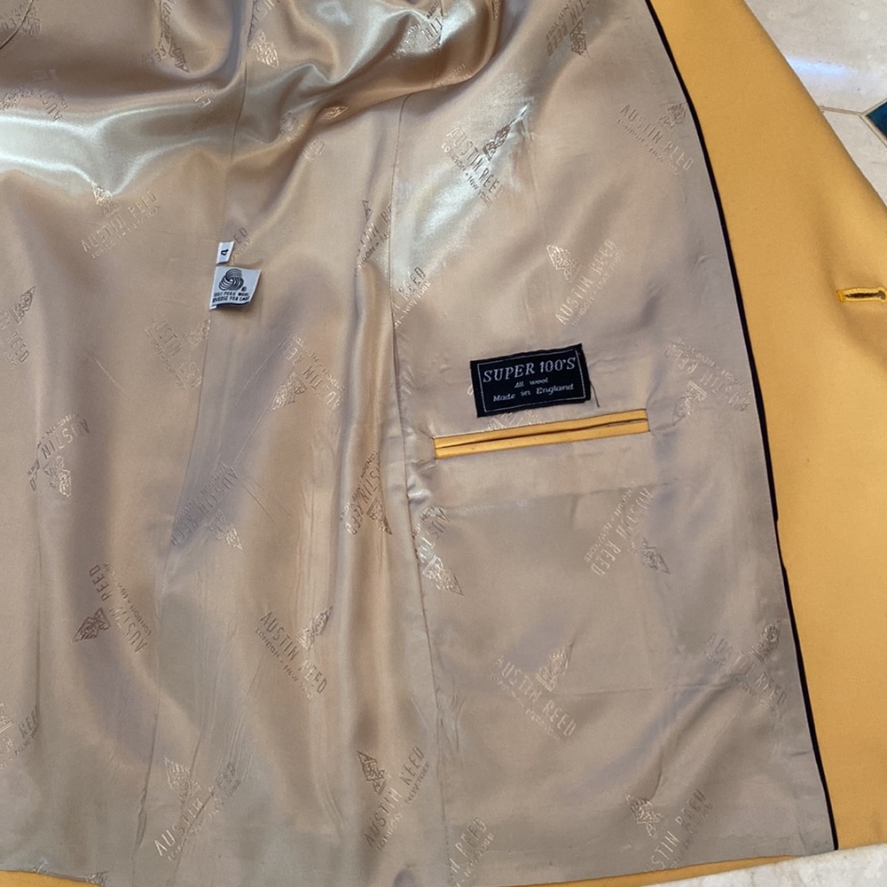 Women Jacket - Picture 8 of 15